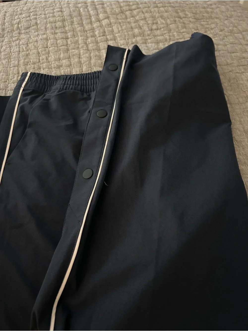 Athleta Girl Navy Pants and Sweatshirt set in size Large/ 12